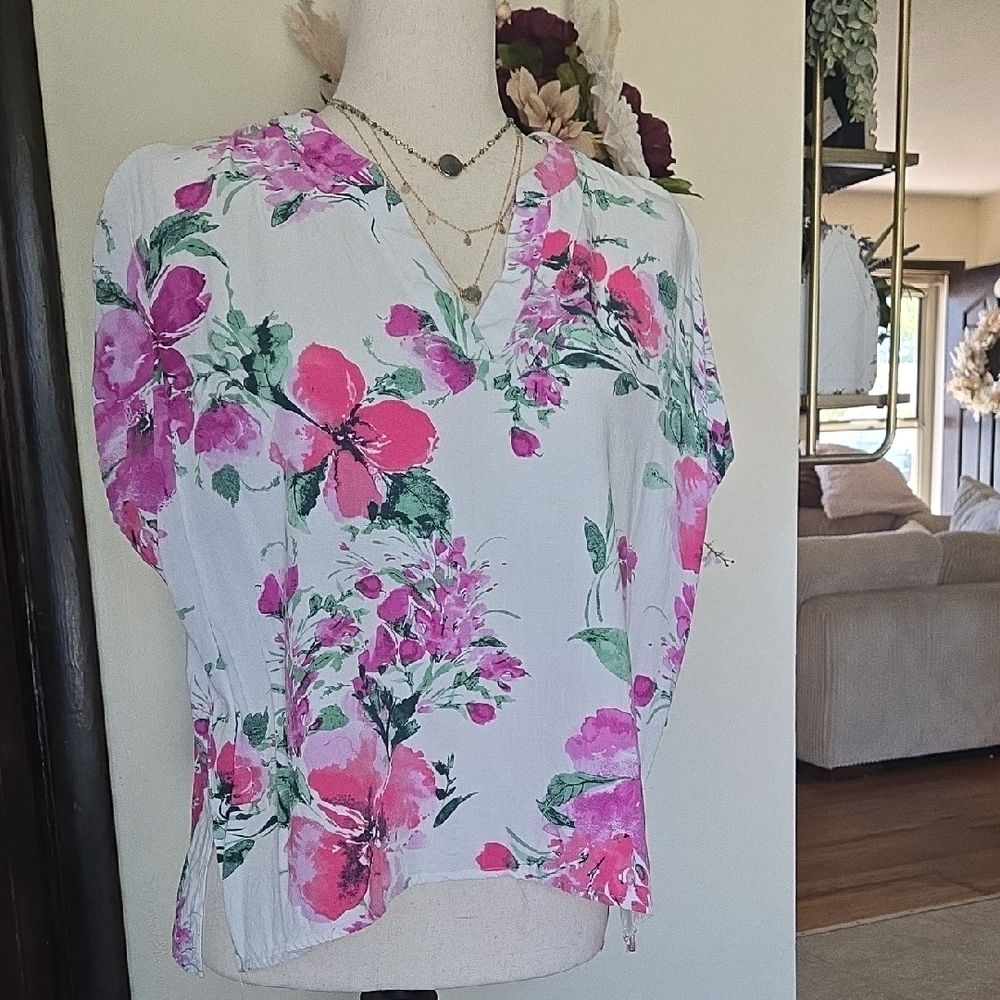 White Birch Pink Floral V-Neck Blouse